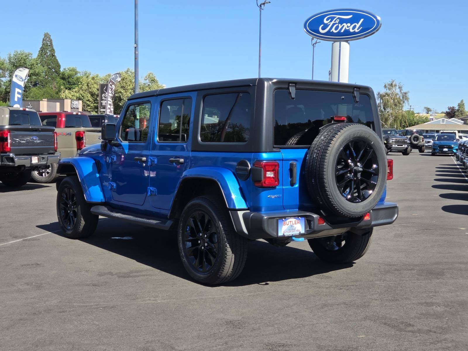 2023 Jeep Wrangler 4xe Sahara