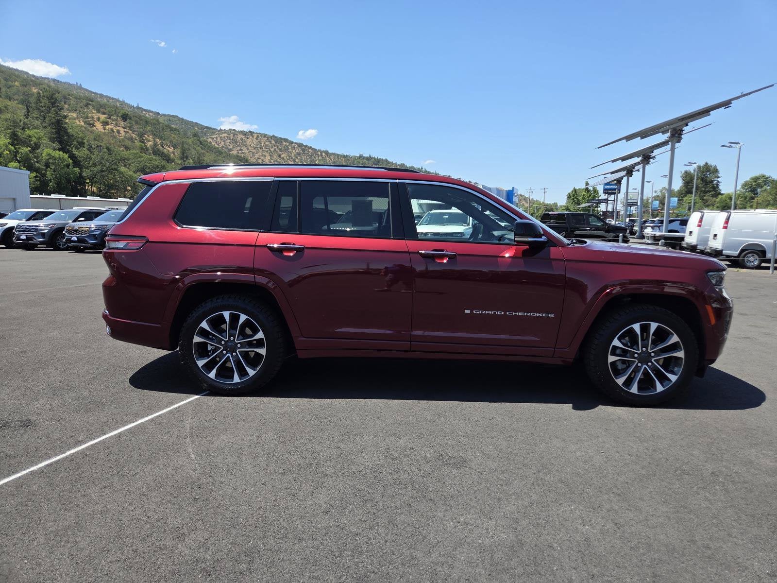 2023 Jeep Grand Cherokee L Overland