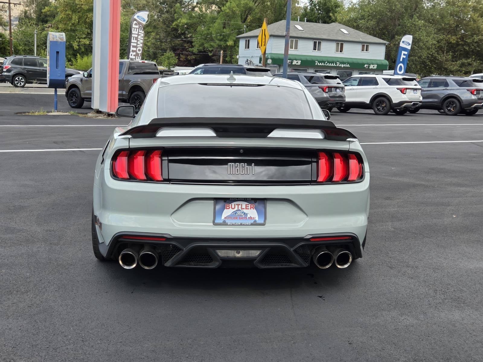 2022 Ford Mustang Mach 1