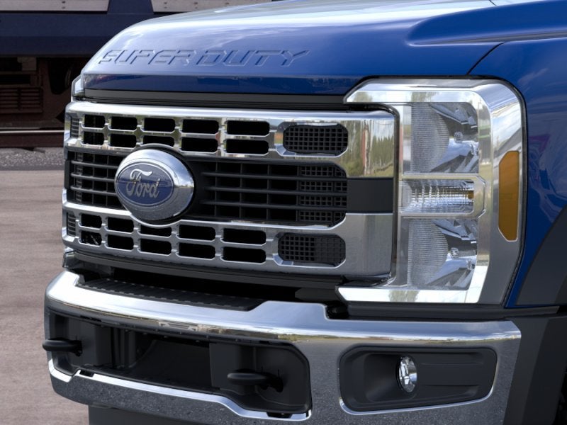 2026 Ford Super Duty F-550 DRW XLT