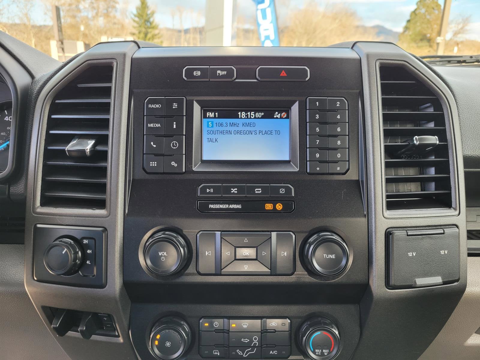 2022 Ford Super Duty F-350 DRW XL