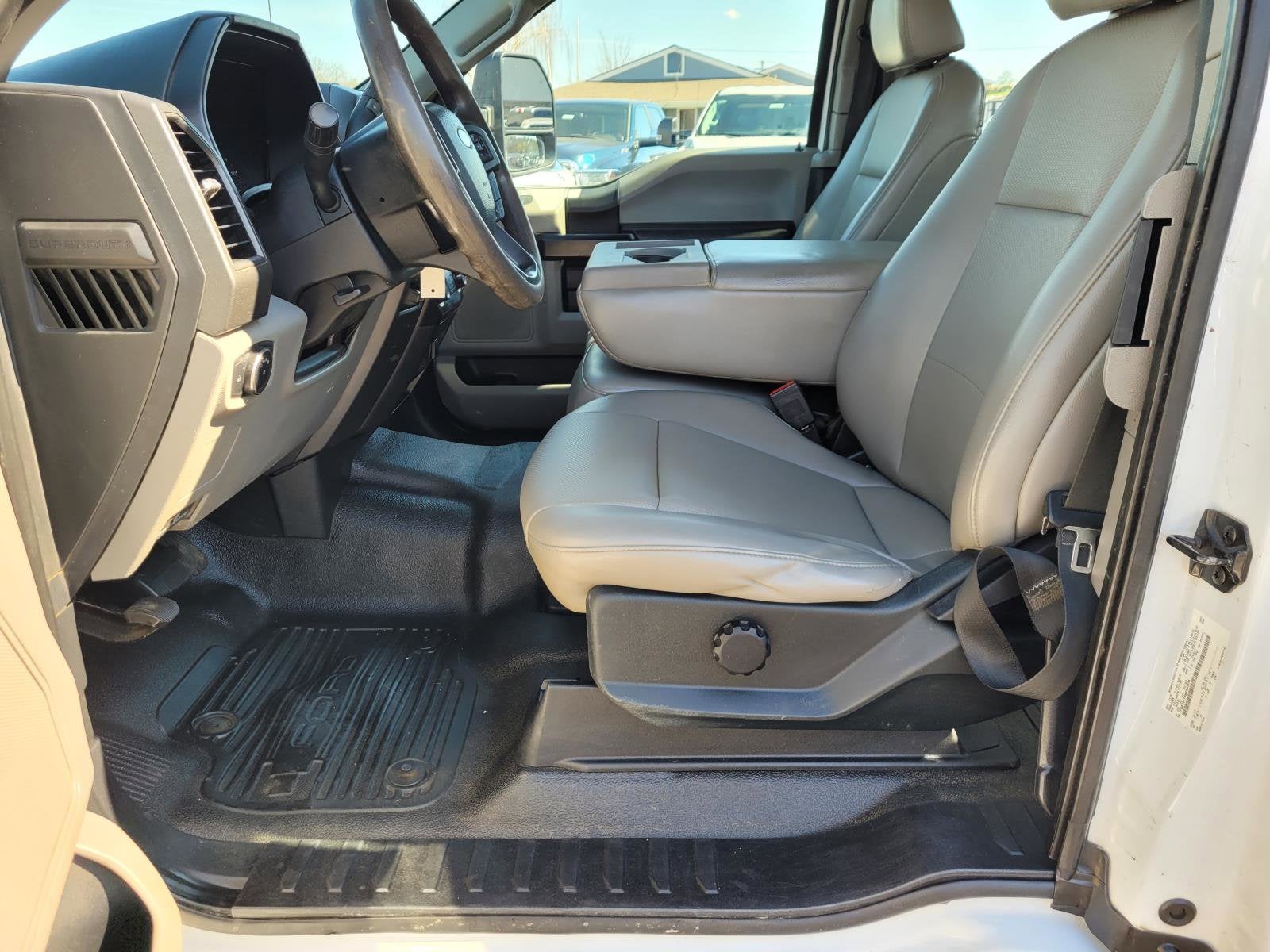 2021 Ford Super Duty F-350 SRW XL