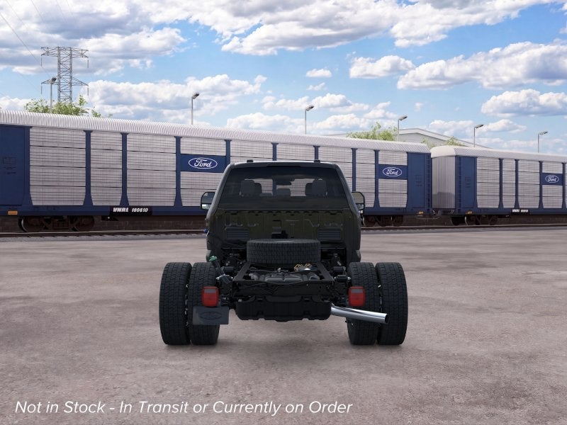 2026 Ford Super Duty F-550 DRW LARIAT