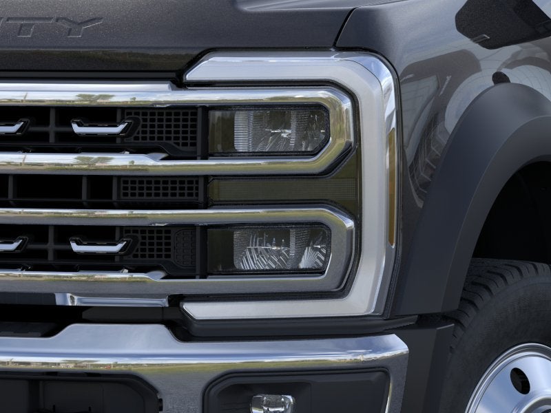2026 Ford Super Duty F-550 DRW LARIAT