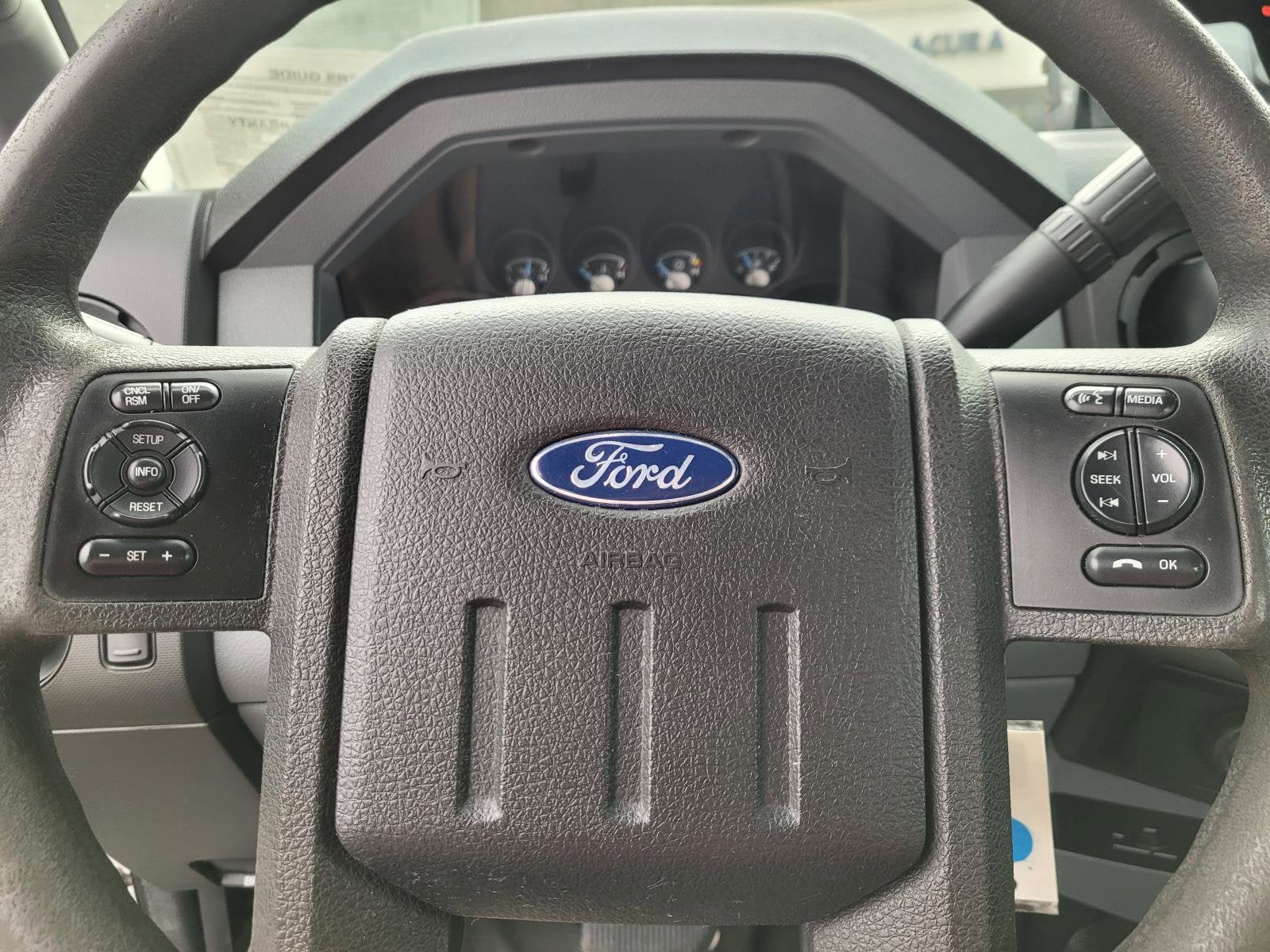 2016 Ford Super Duty F-550 DRW Base