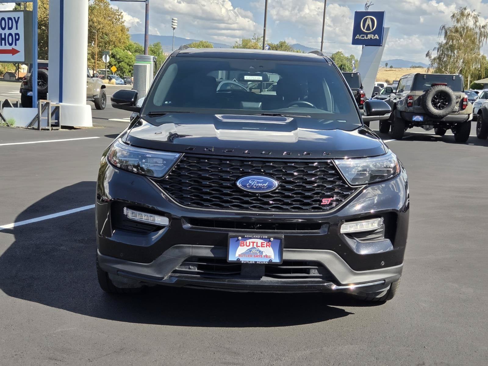 2022 Ford Explorer ST