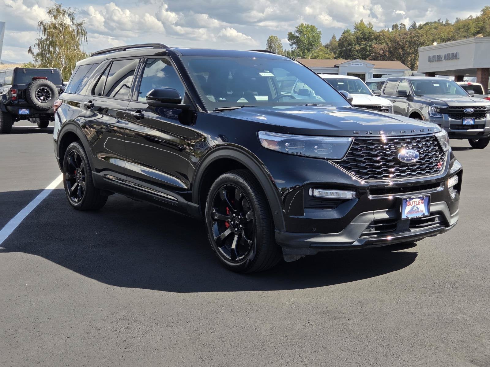 2022 Ford Explorer ST