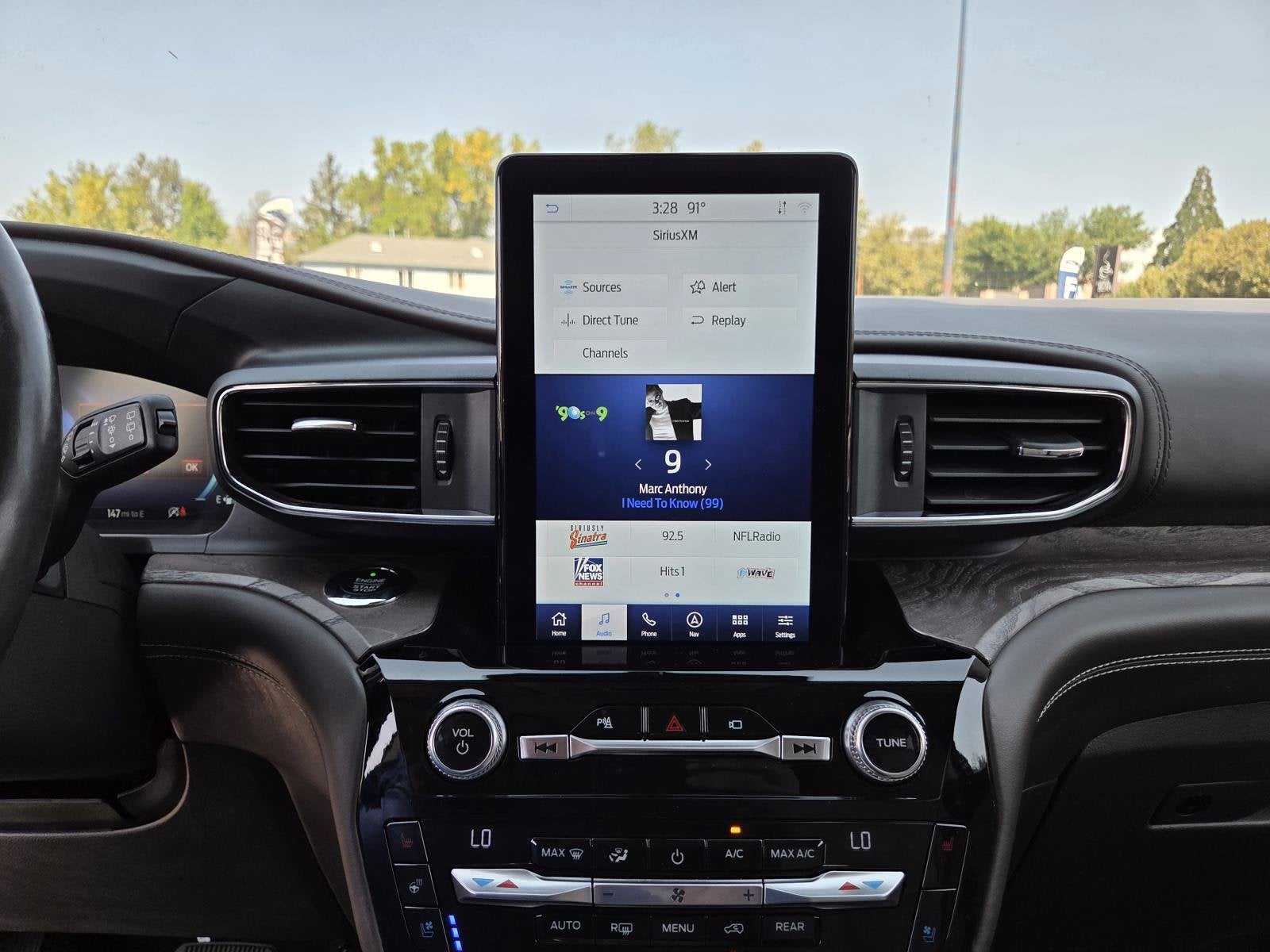 2021 Ford Explorer Platinum