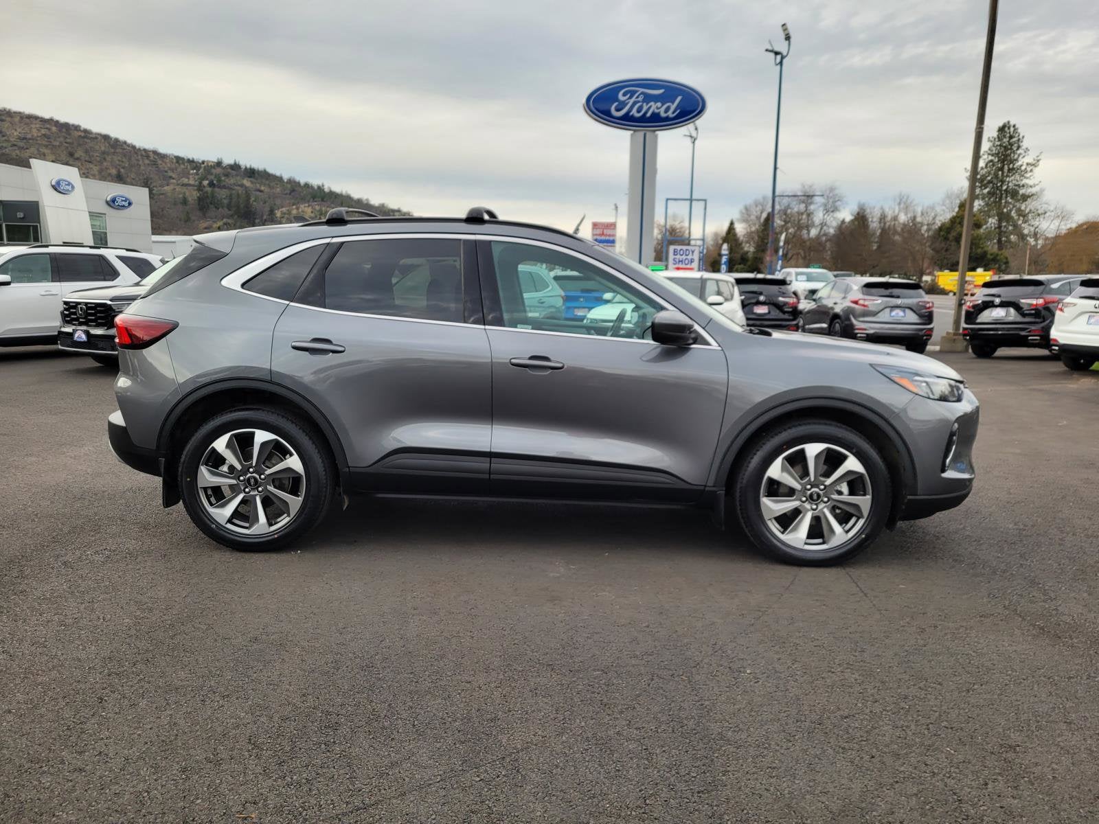 2023 Ford Escape Platinum