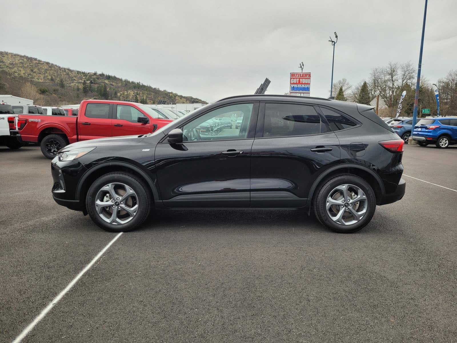 2025 Ford Escape ST-Line