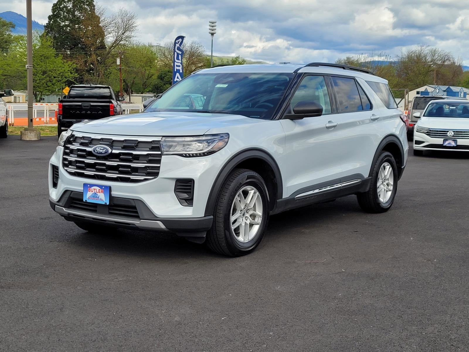 2025 Ford Explorer Active 4WD (PL535)'s photo