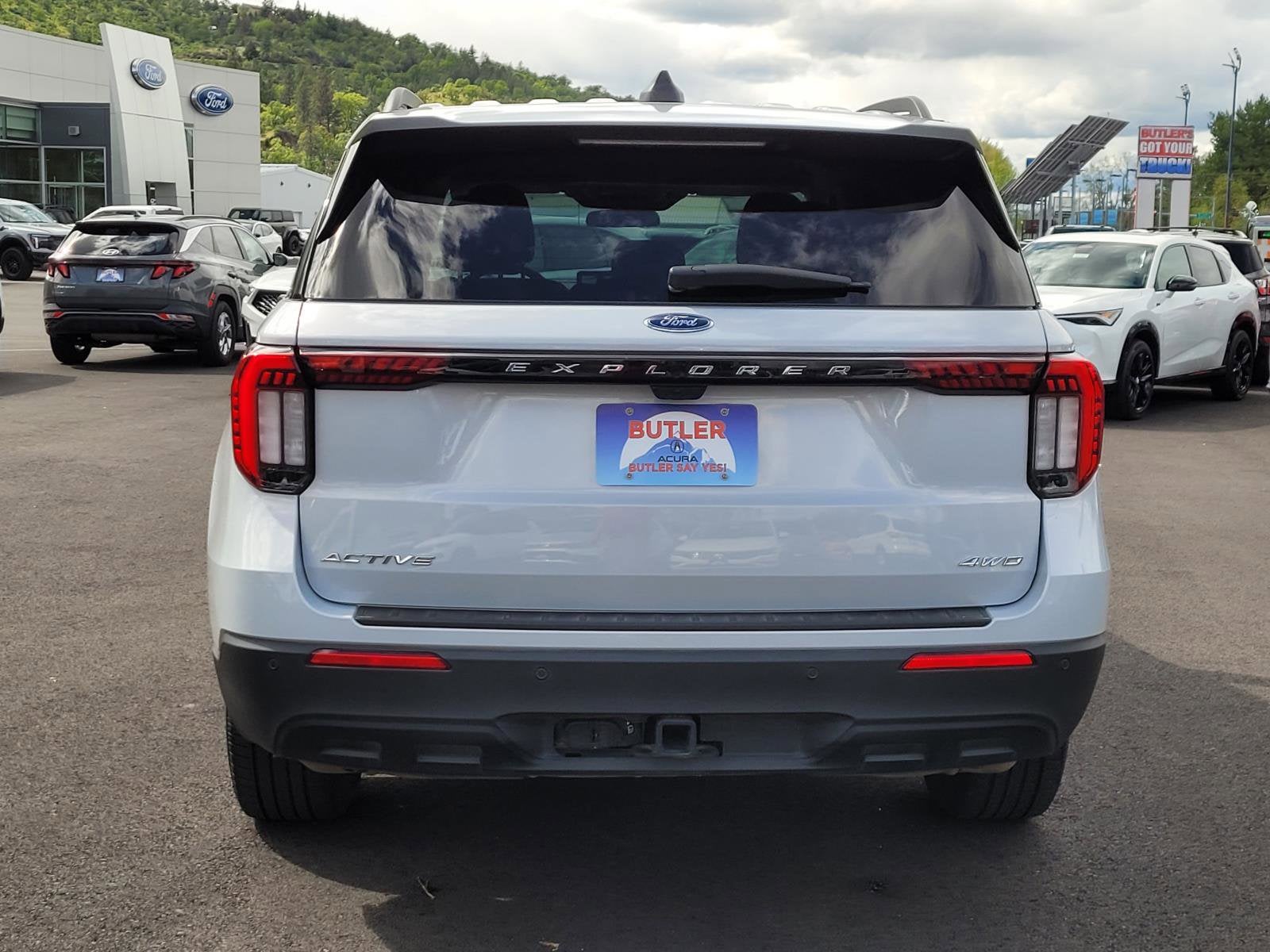 2025 Ford Explorer Active