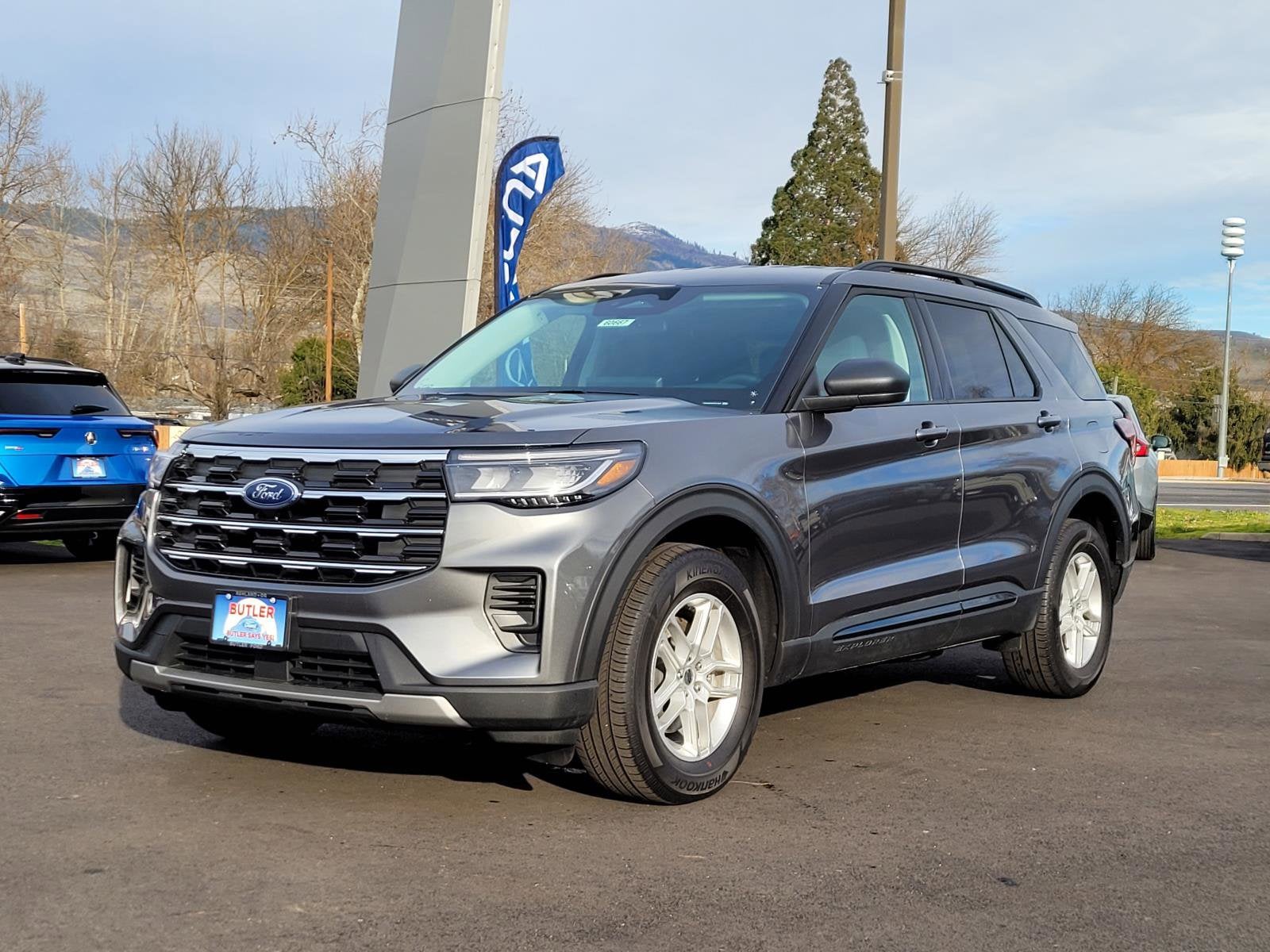 2026 Ford Explorer Active w/200A Pkg
