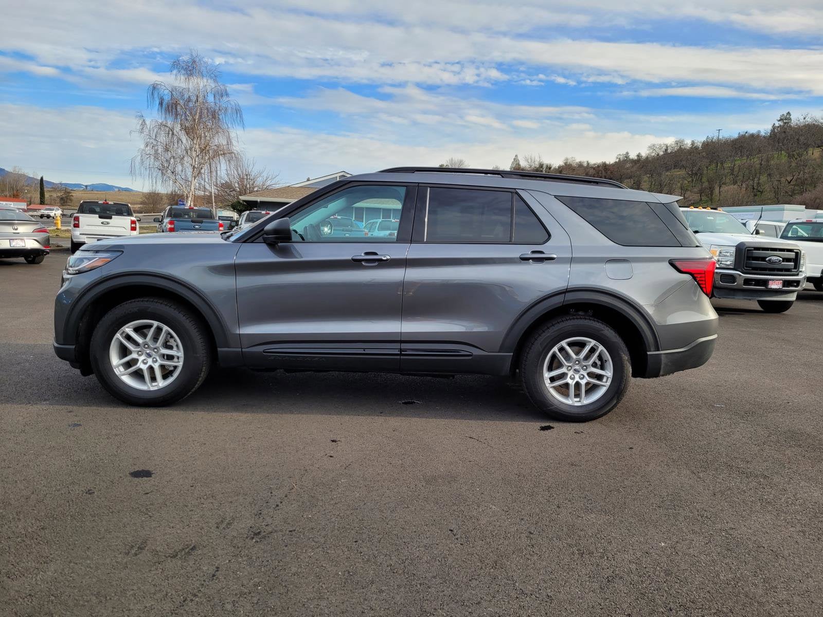 2026 Ford Explorer Active w/200A Pkg