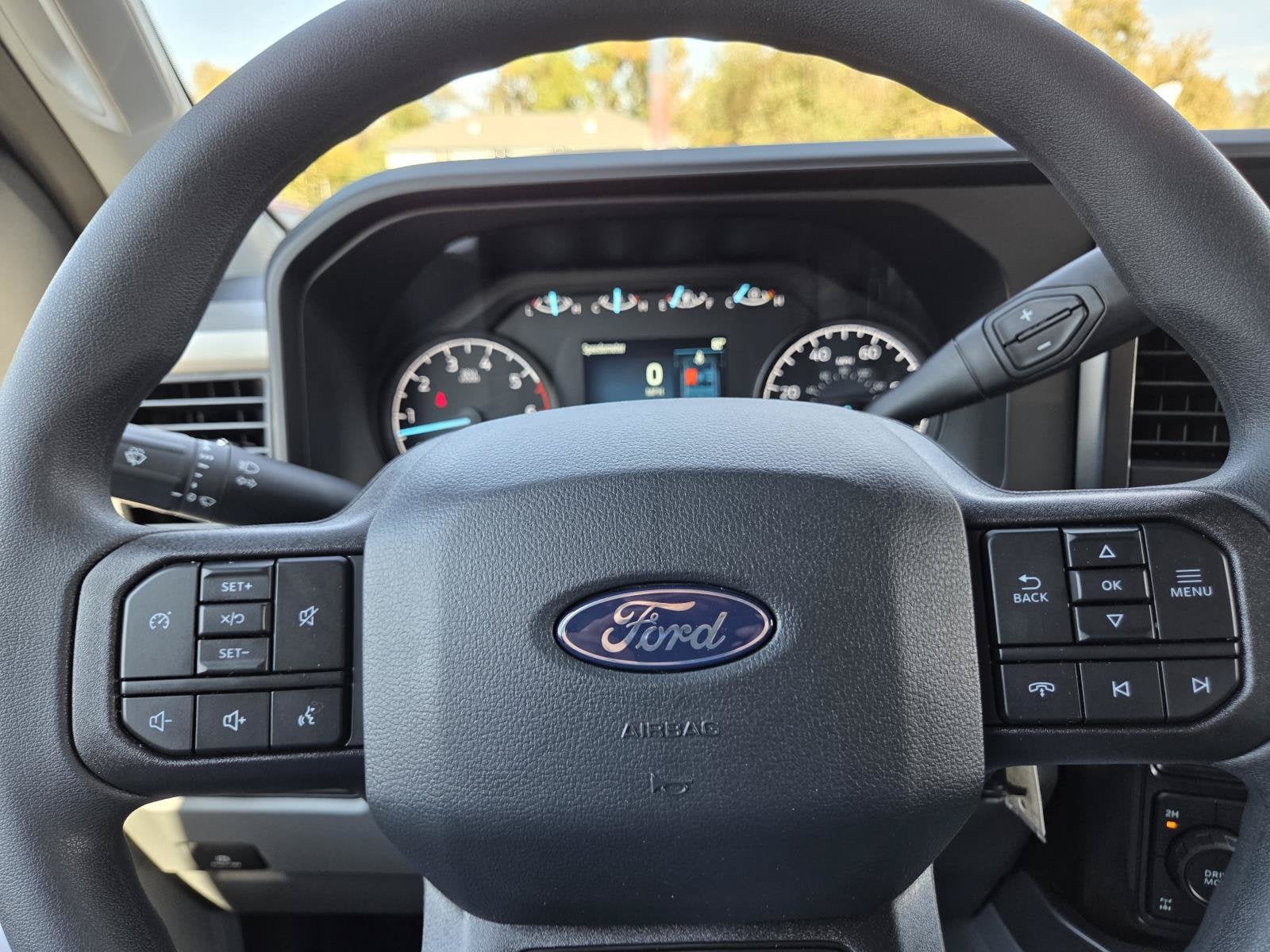 2027 Ford Super Duty F-250 SRW XLT