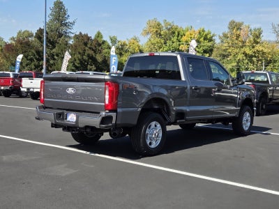2027 Ford Super Duty F-250 SRW XLT