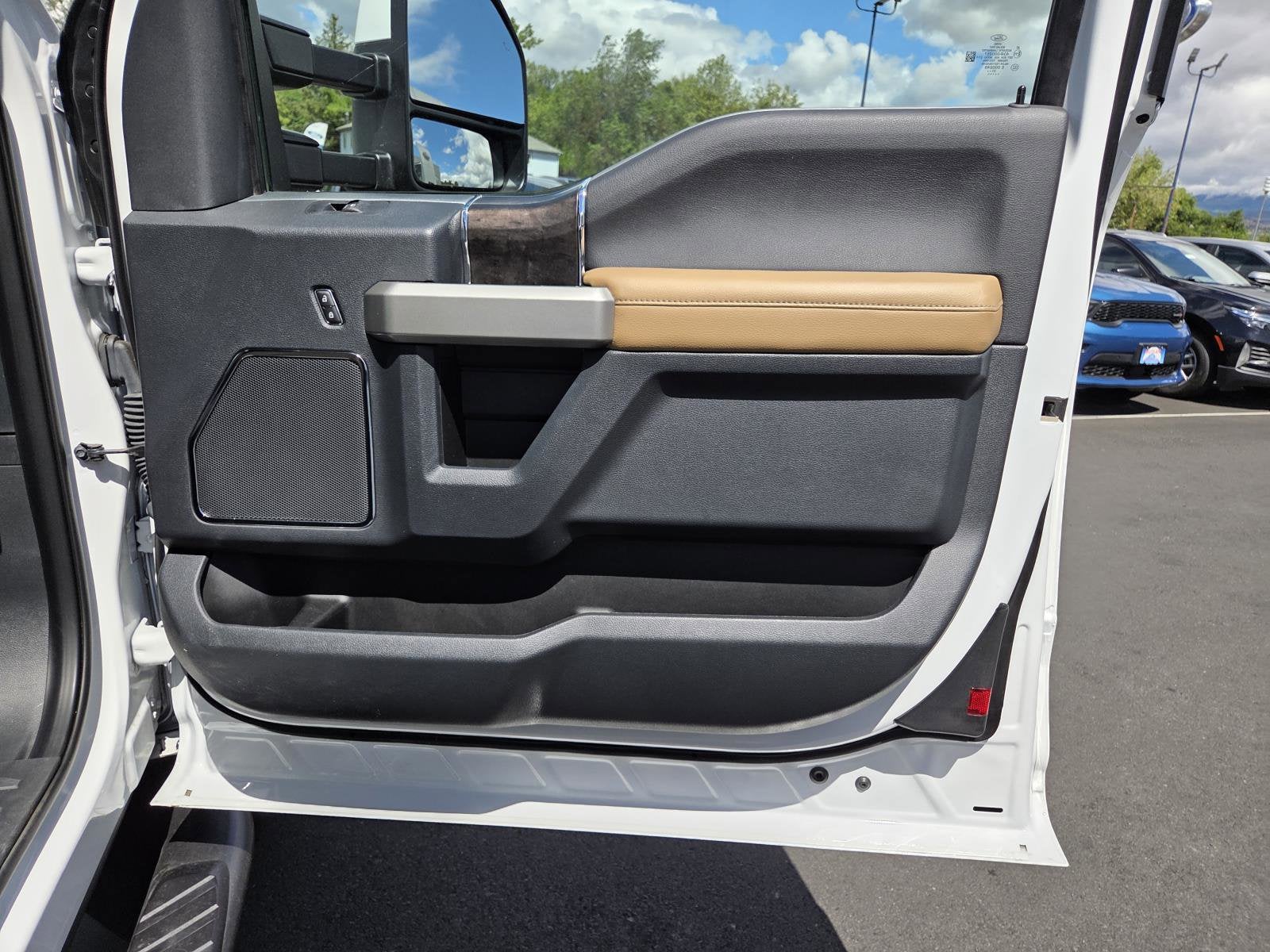 2022 Ford Super Duty F-250 SRW LARIAT