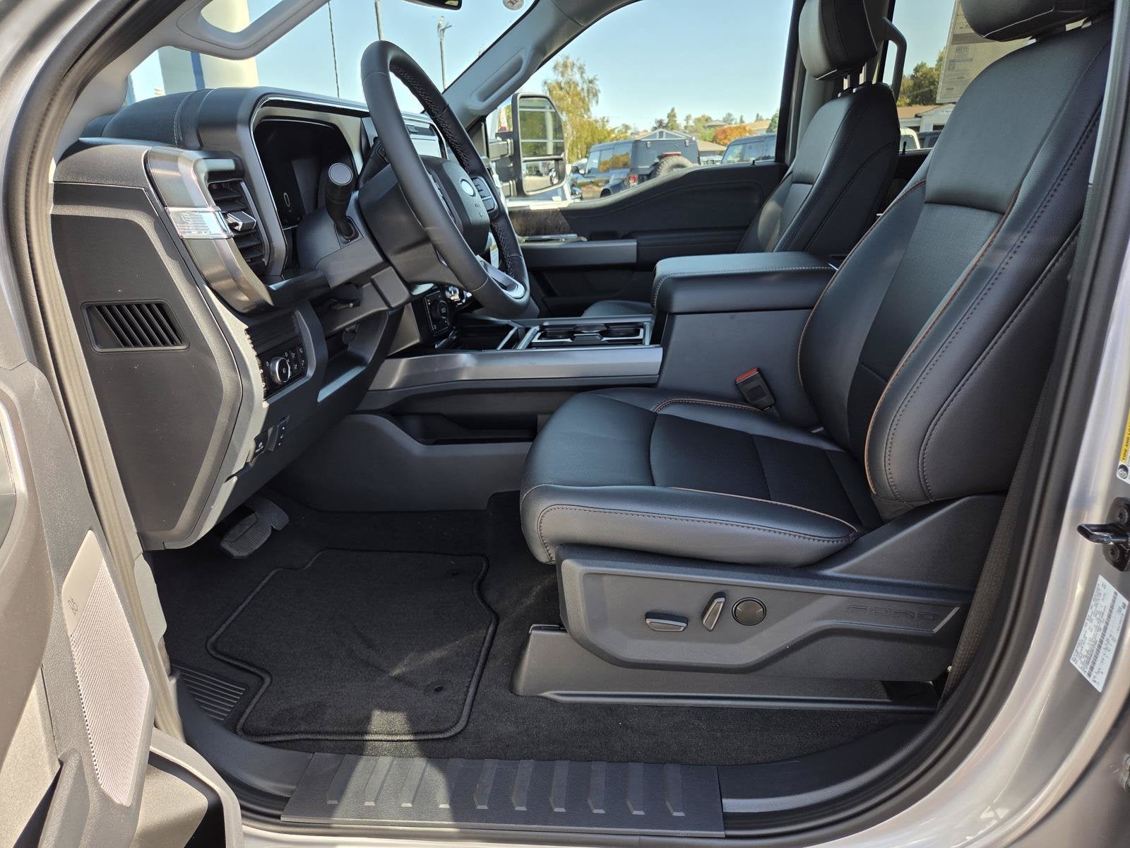 2027 Ford Super Duty F-250 SRW LARIAT
