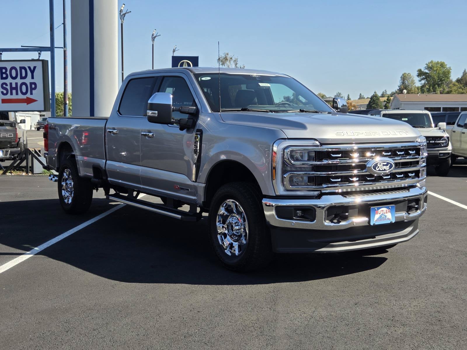 2027 Ford Super Duty F-250 SRW LARIAT