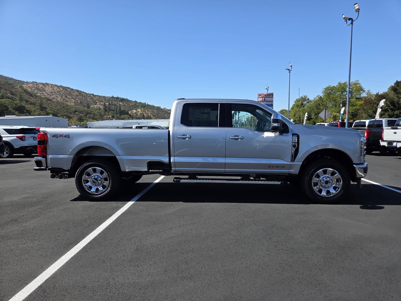 2027 Ford Super Duty F-250 SRW LARIAT