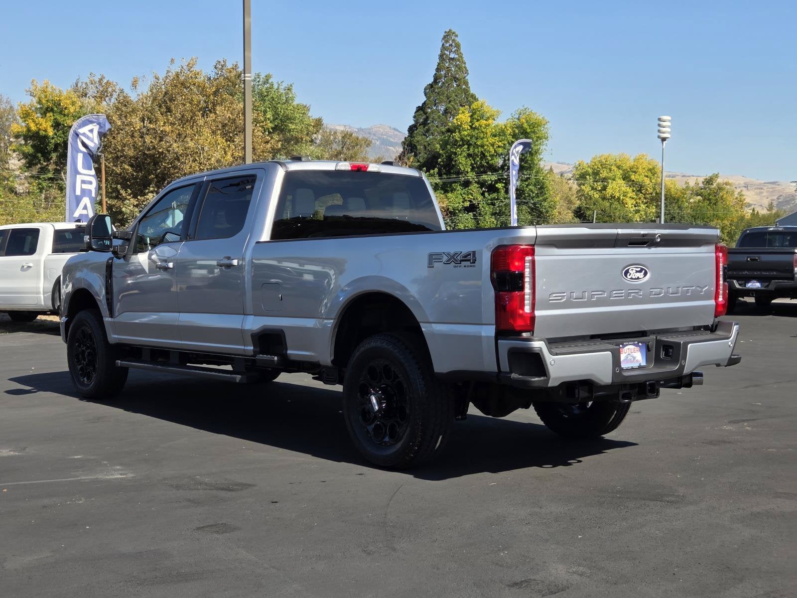 2027 Ford Super Duty F-250 SRW XLT