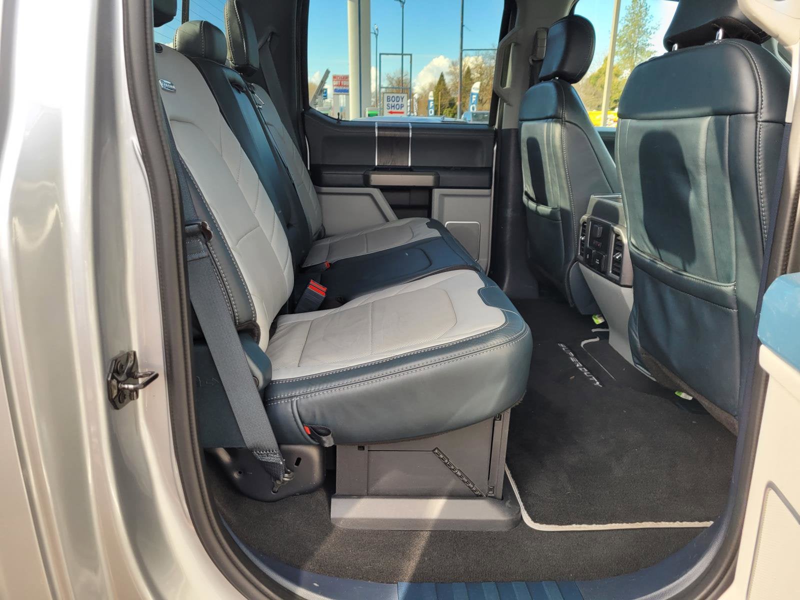 2022 Ford Super Duty F-250 SRW Limited