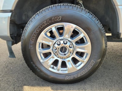 2022 Ford Super Duty F-250 SRW Limited
