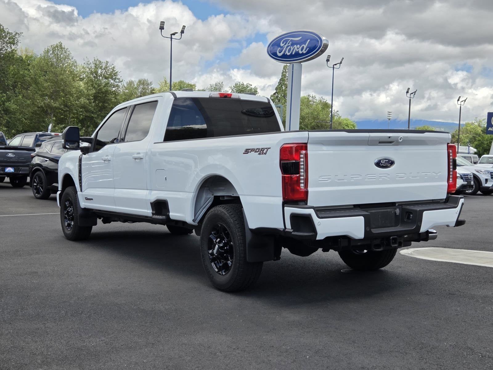 2023 Ford Super Duty F-250 SRW XLT
