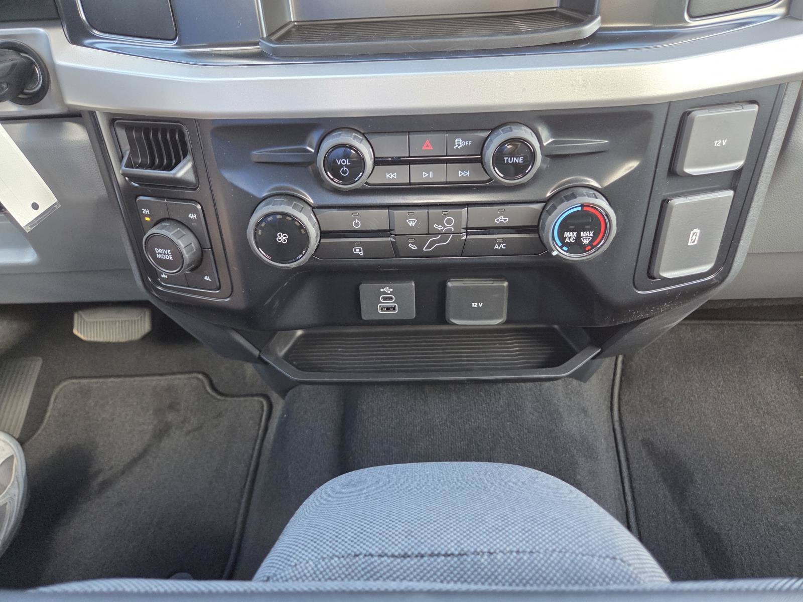2027 Ford Super Duty F-350 SRW XL