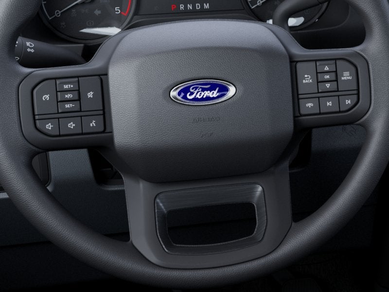 2027 Ford Super Duty F-350 SRW XLT