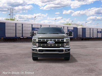 2027 Ford Super Duty F-350 SRW XLT