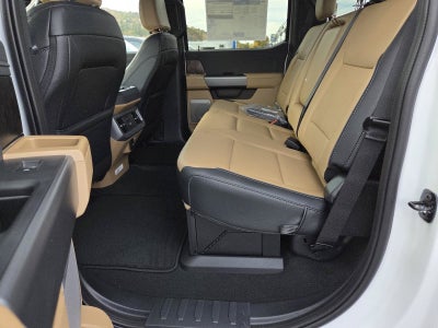 2027 Ford Super Duty F-350 SRW LARIAT