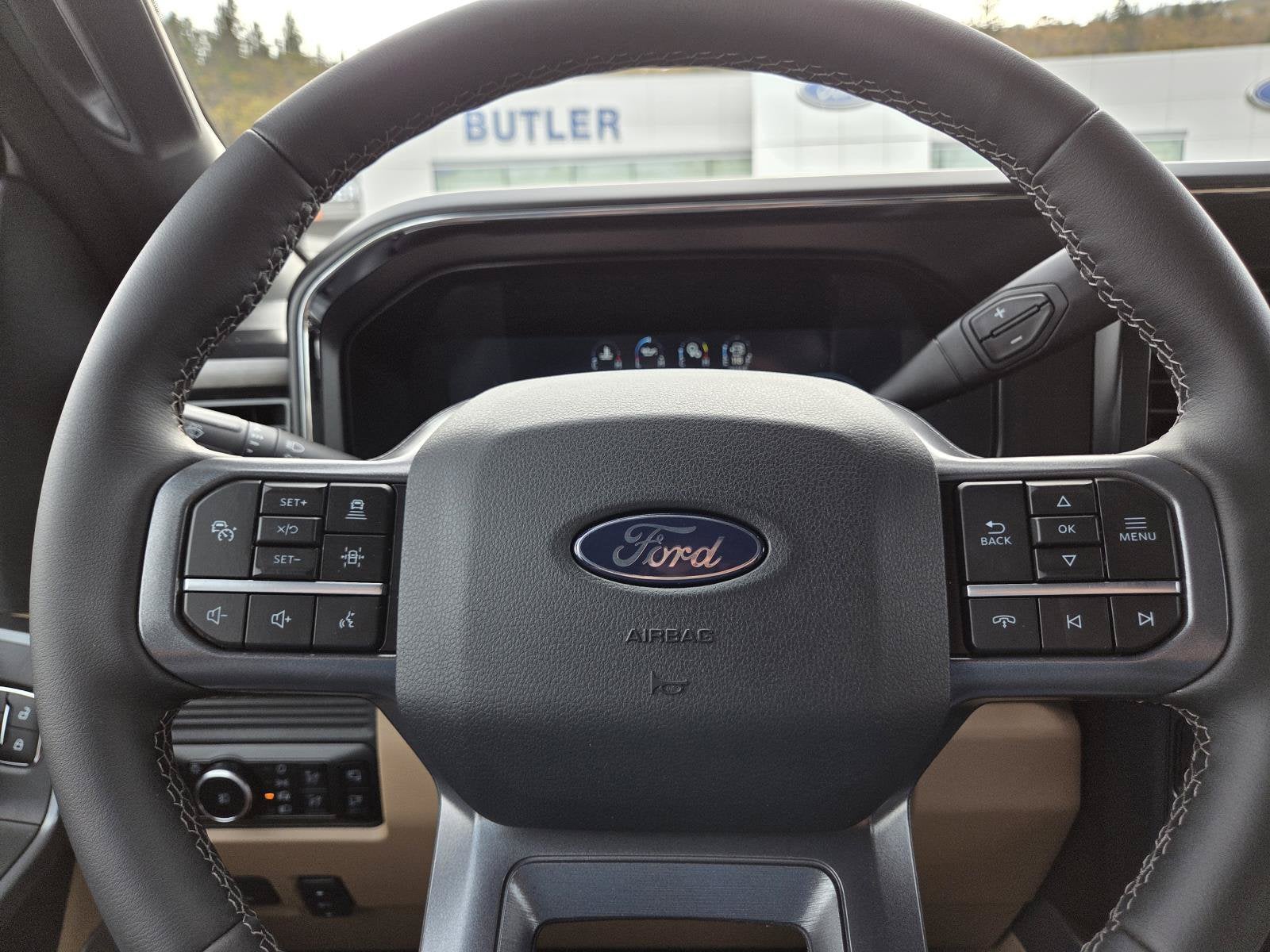 2027 Ford Super Duty F-350 SRW LARIAT