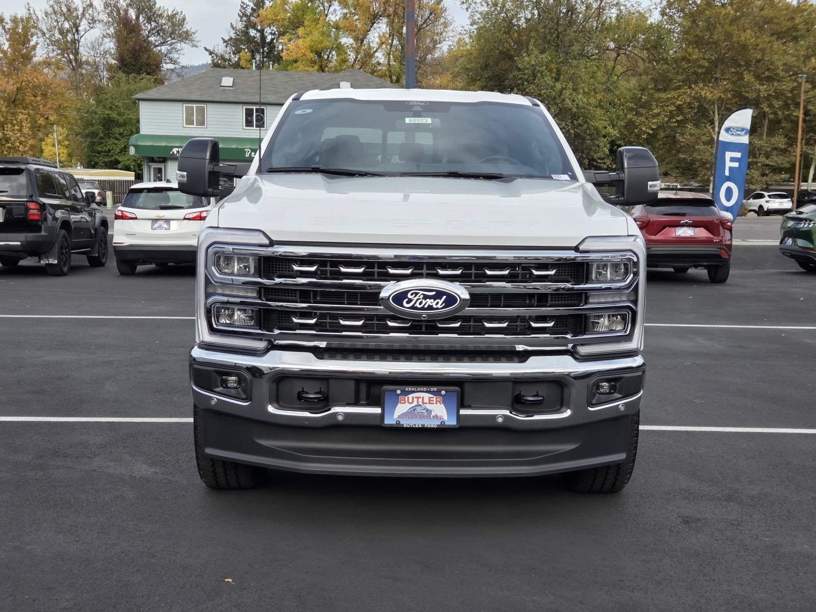 2027 Ford Super Duty F-350 SRW LARIAT