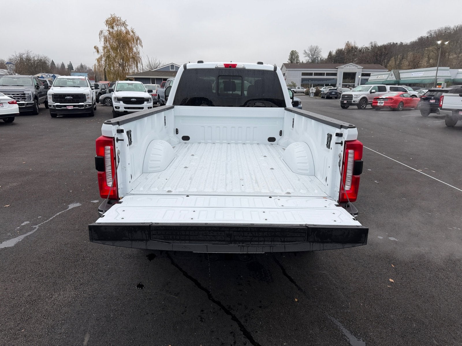 2026 Ford Super Duty F-350 SRW LARIAT