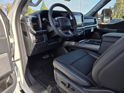 2027 Ford Super Duty F-350 SRW LARIAT