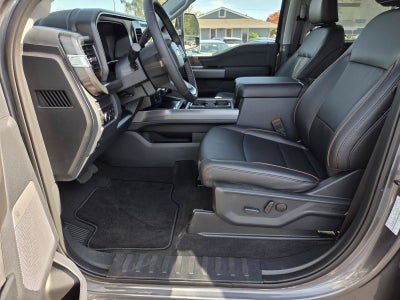 2027 Ford Super Duty F-350 SRW LARIAT
