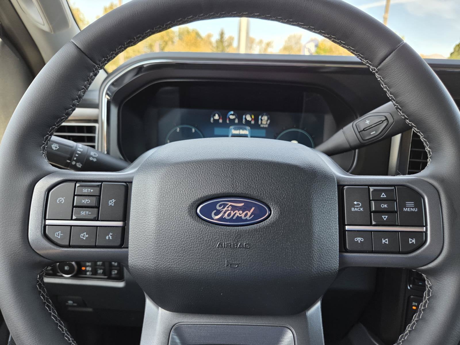 2027 Ford Super Duty F-350 SRW LARIAT