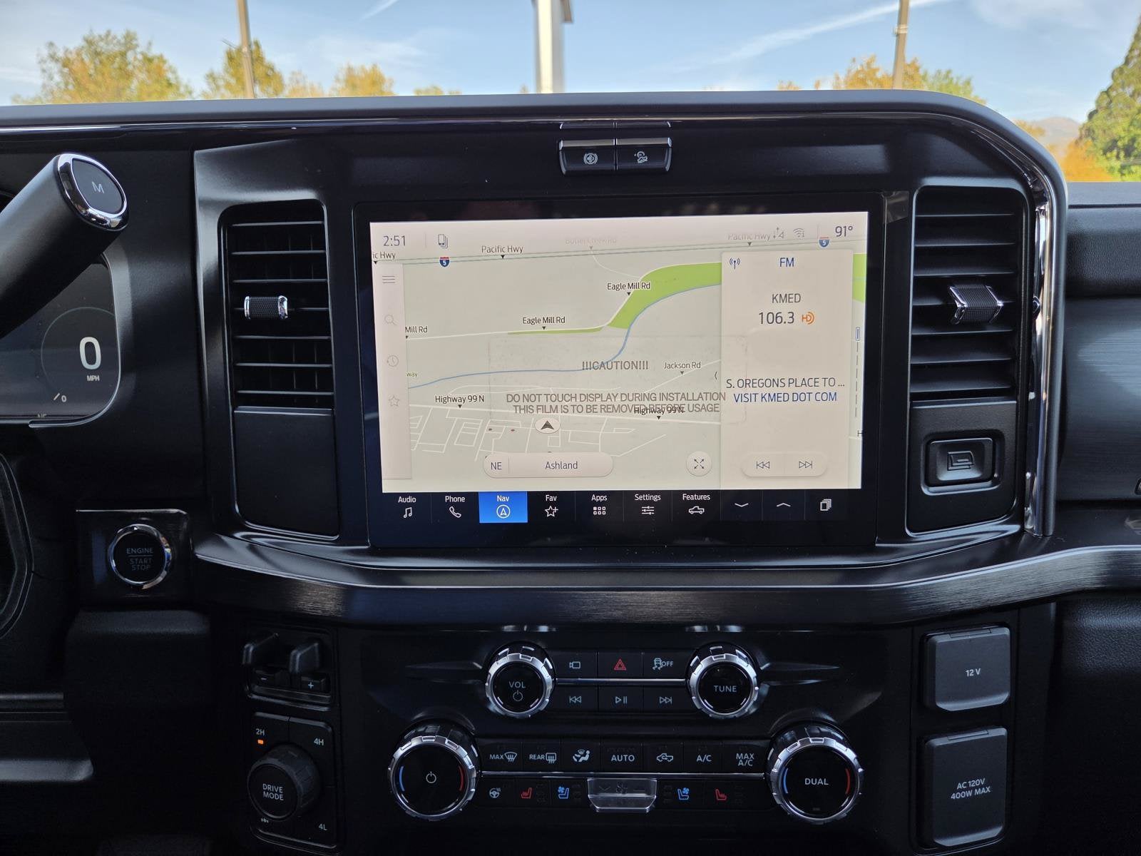 2027 Ford Super Duty F-350 SRW LARIAT