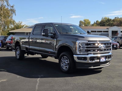 2027 Ford Super Duty F-350 SRW LARIAT