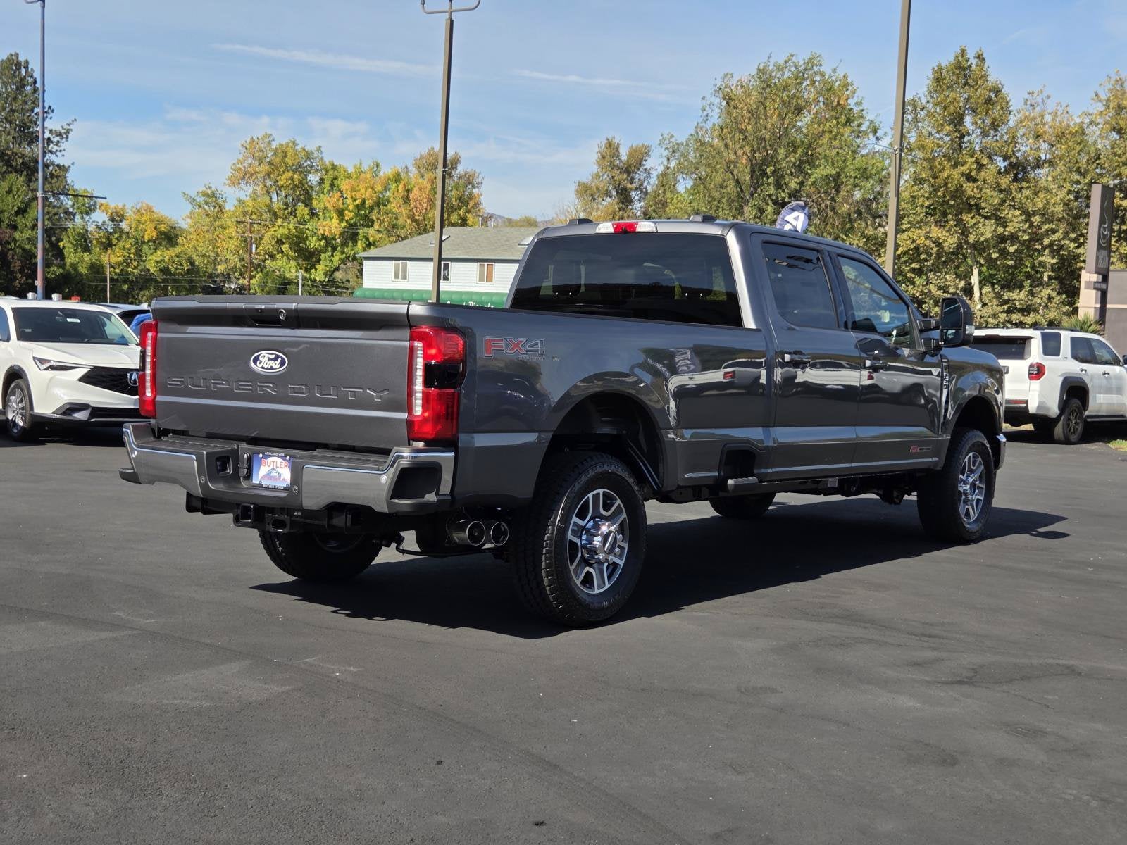 2027 Ford Super Duty F-350 SRW LARIAT