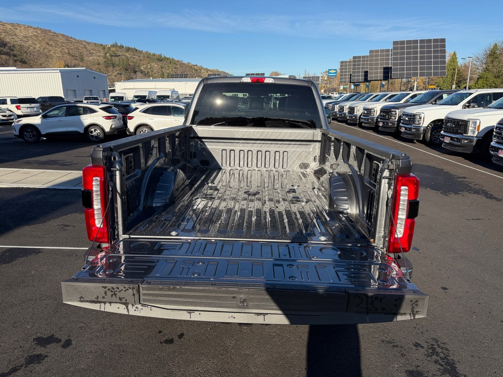 2026 Ford Super Duty F-350 SRW LARIAT