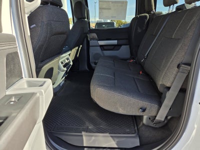 2027 Ford Super Duty F-350 SRW XLT