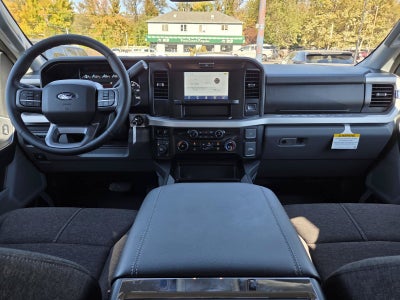 2027 Ford Super Duty F-350 SRW XLT