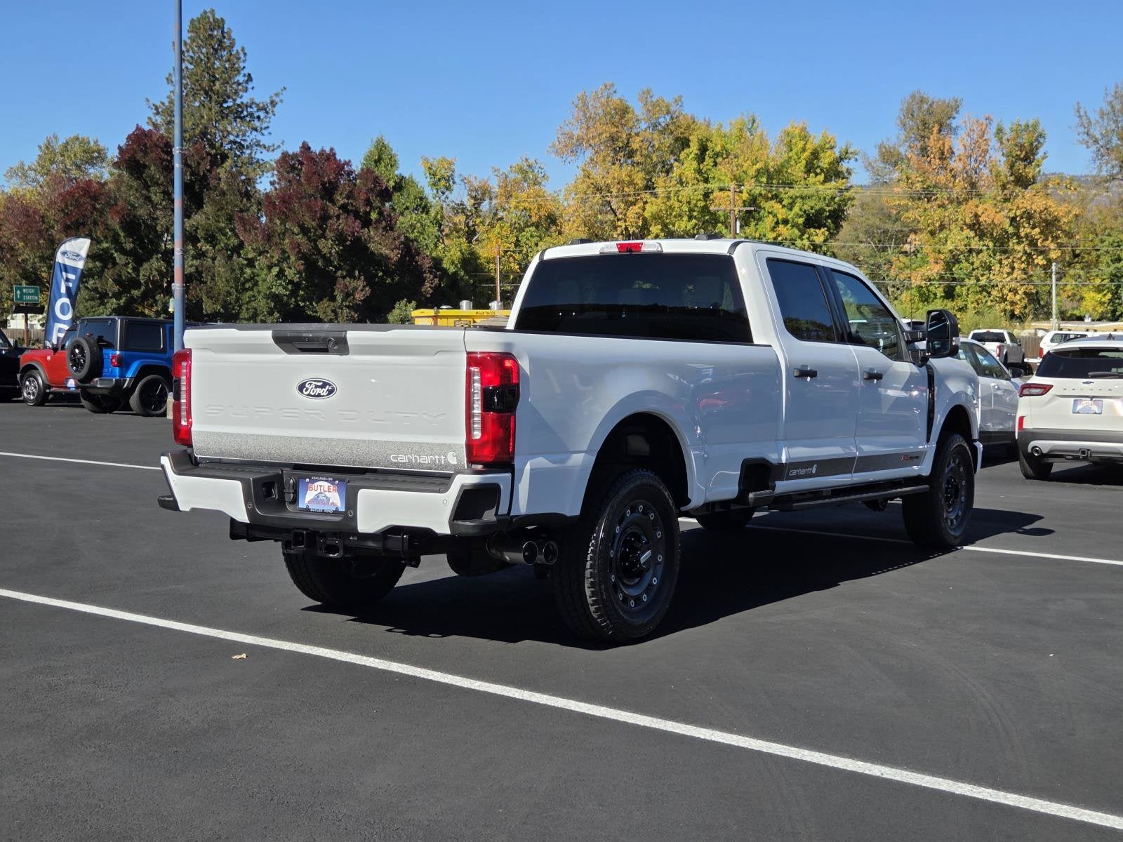 2027 Ford Super Duty F-350 SRW XLT