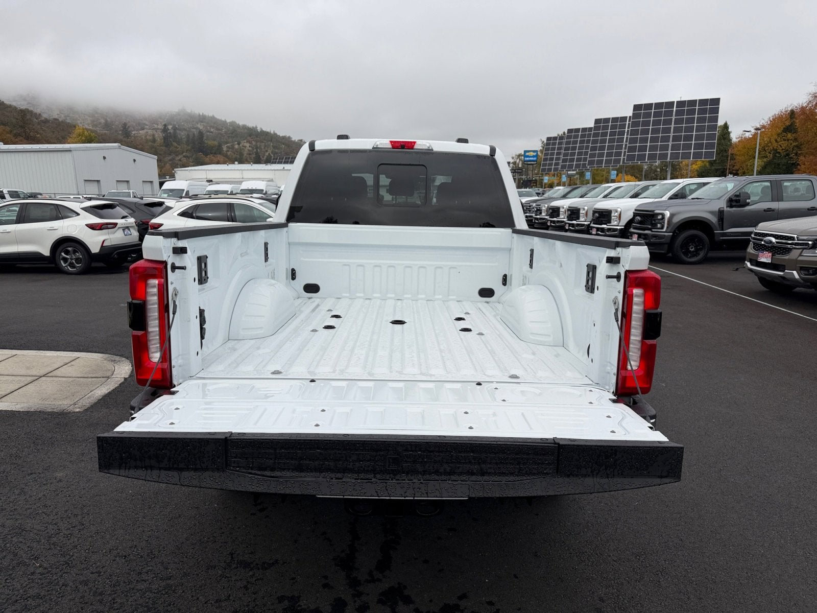 2026 Ford Super Duty F-350 SRW LARIAT