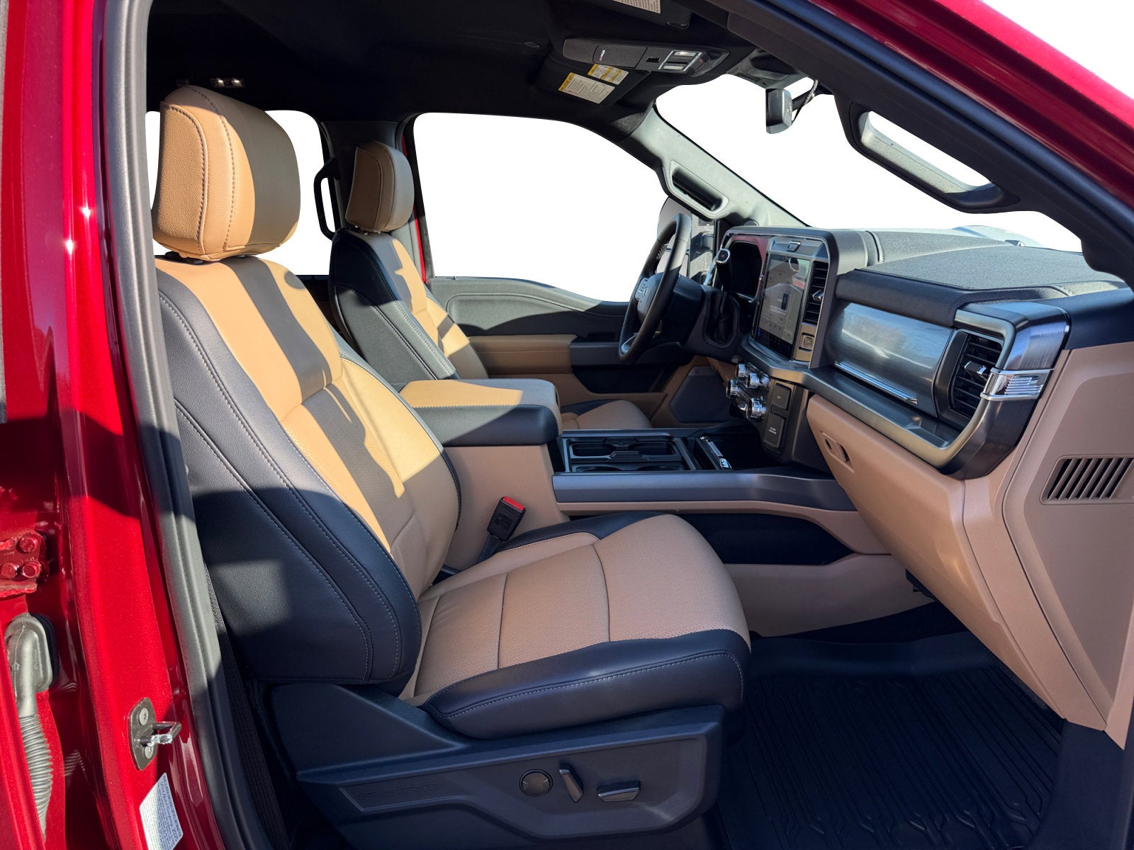 2026 Ford Super Duty F-350 SRW LARIAT