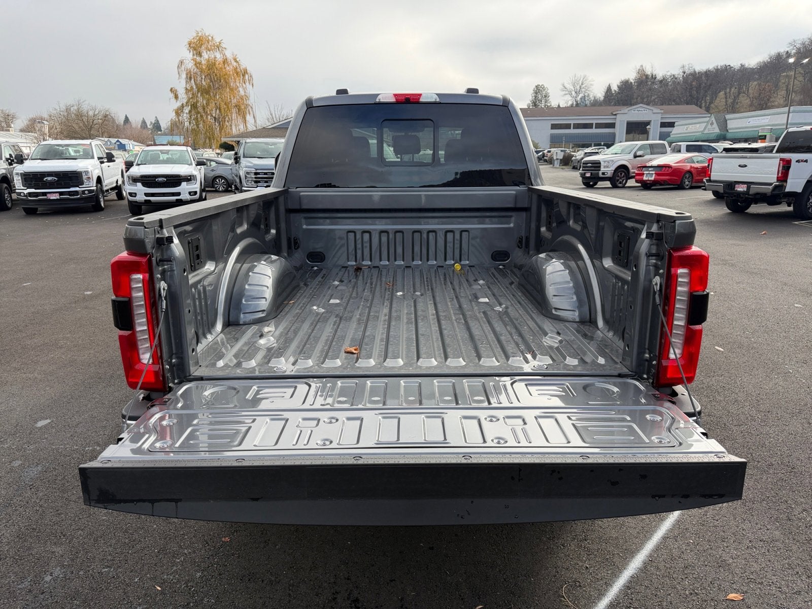 2026 Ford Super Duty F-350 SRW LARIAT