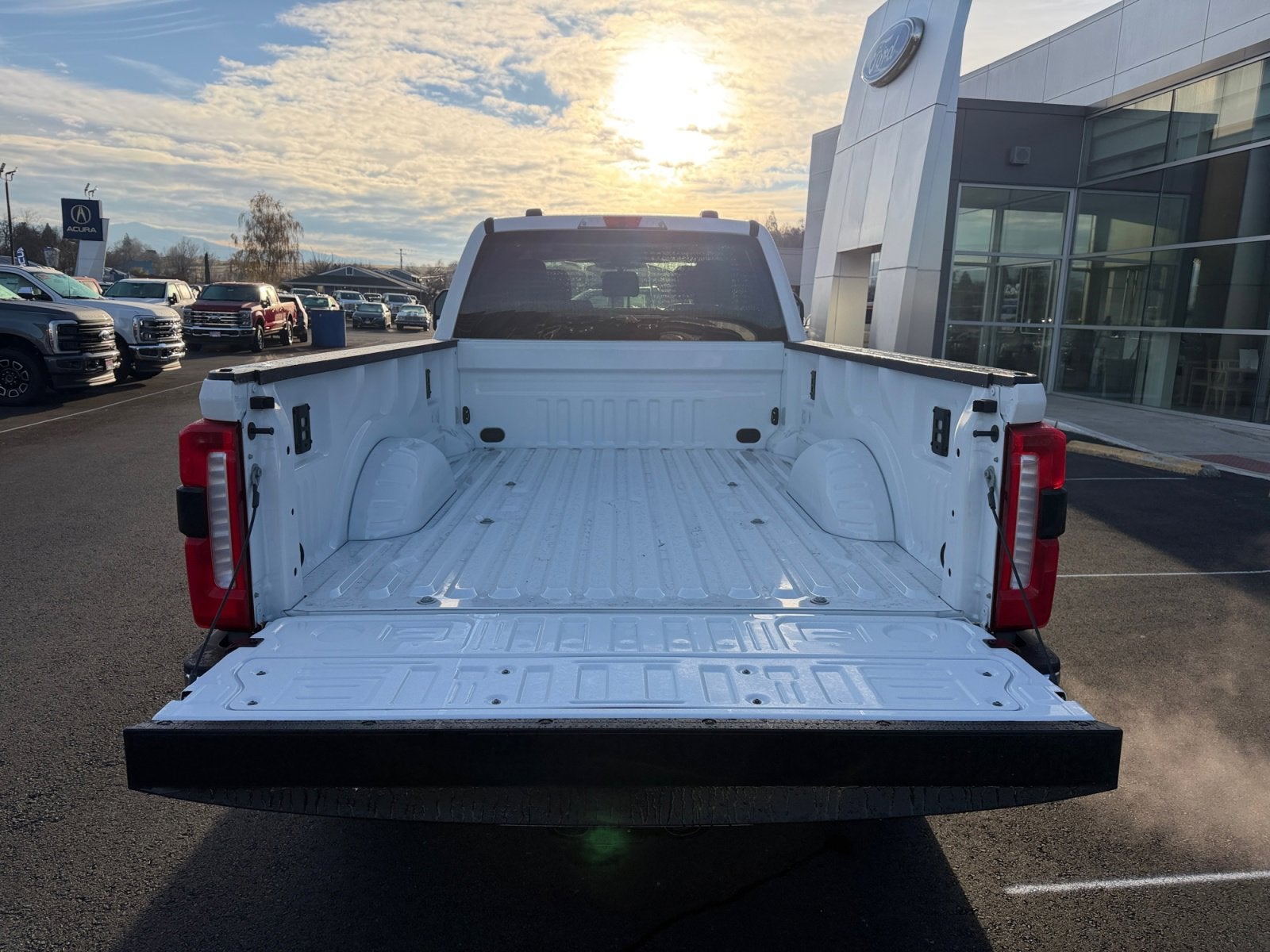 2026 Ford Super Duty F-350 SRW LARIAT