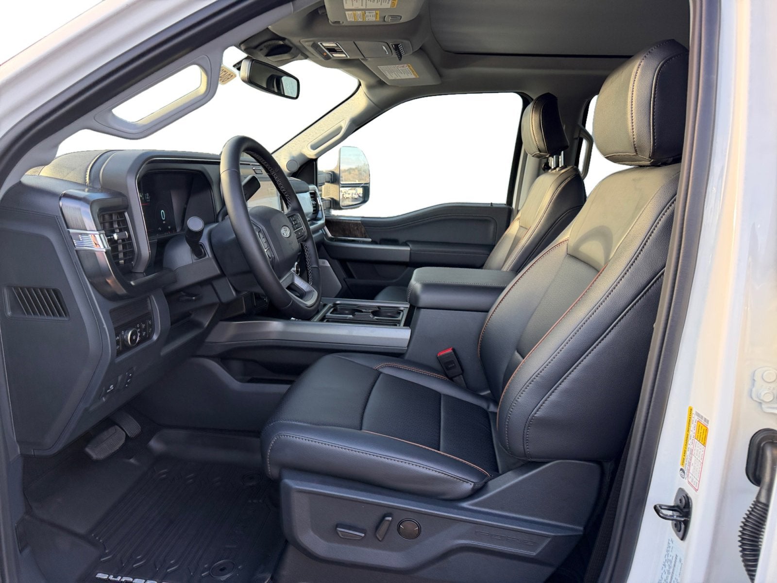 2026 Ford Super Duty F-350 SRW LARIAT